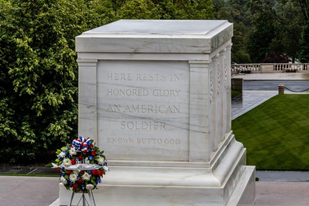 tomb of the unknown soldier