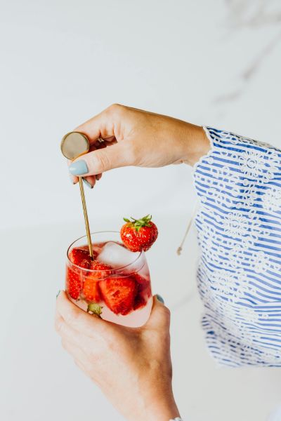 Cool down with a glass that’s bursting with fruit and fresh taste.